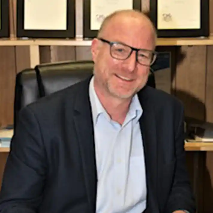 Perry Hutchins